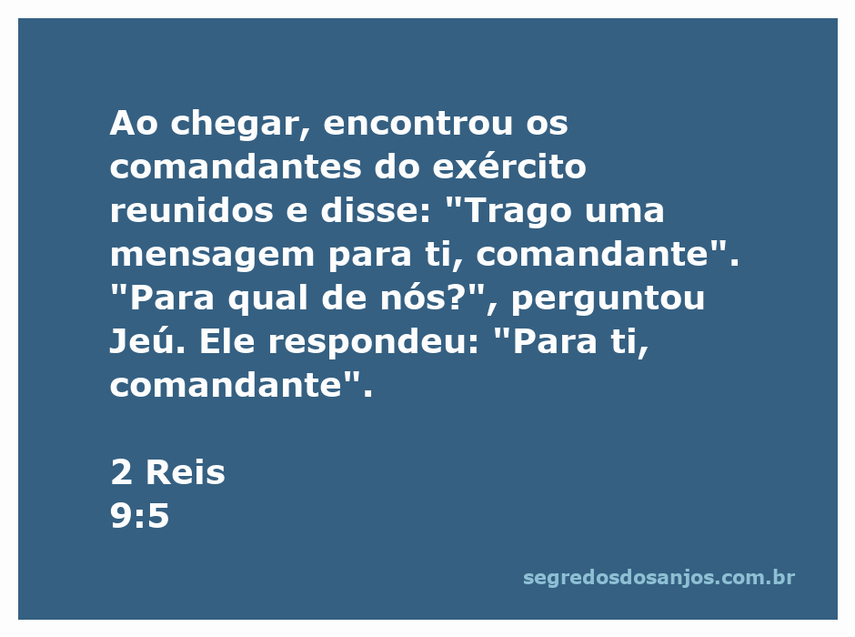 Comandantes do exército reunidos, recebendo uma mensagem importante.