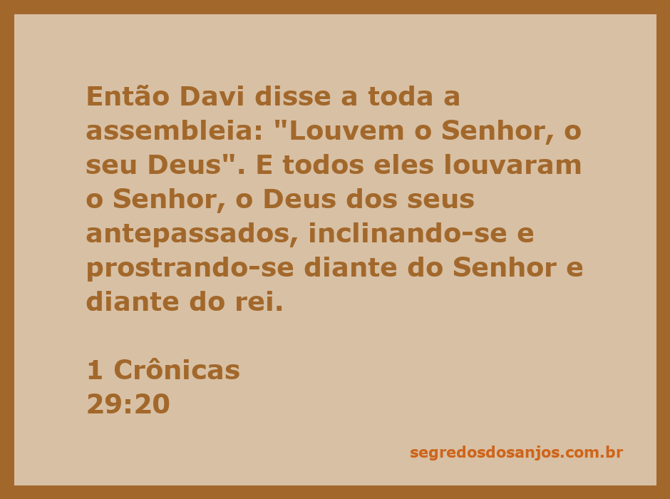 Davi orientando a assembleia a louvar o Senhor, com pessoas prostradas em adoração.
