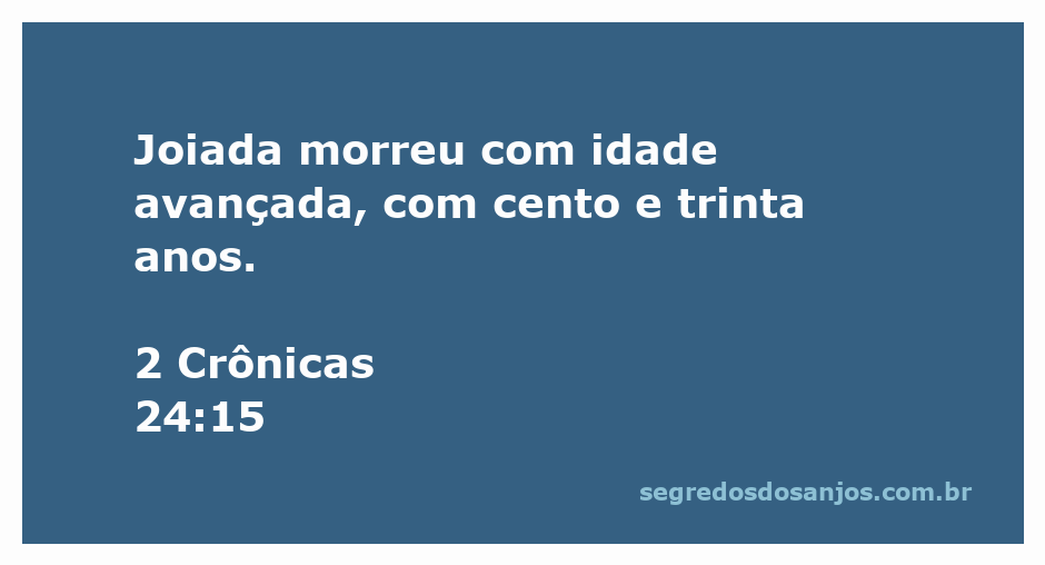 Imagem de um ancião representando Joiada, o sacerdote, ao lado de um livro sagrado.