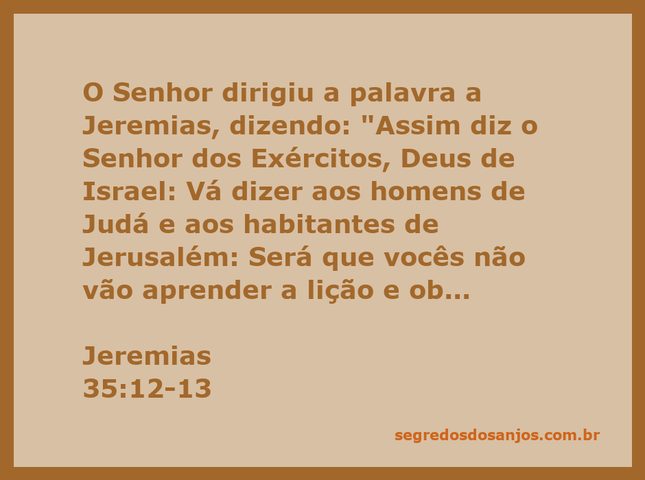 Imagem de um pergaminho com o versículo Jeremias 35:12-13 escrito, destacando a mensagem de Deus sobre obediência.