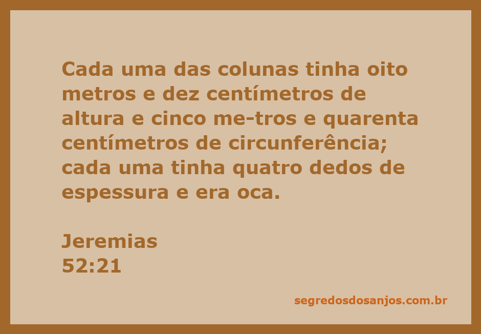 Coluna de templo descrita em Jeremias 52:21, mostrando suas dimensões e características.