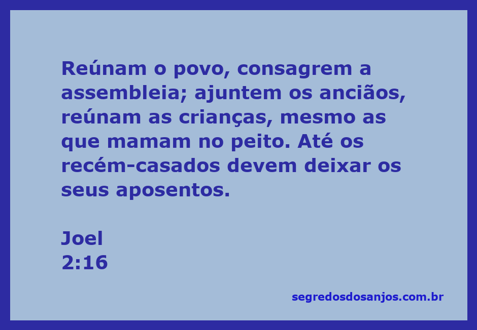 Uma assembleia de pessoas de todas as idades reunidas para um evento espiritual, incluindo anciãos, crianças e recém-casados.