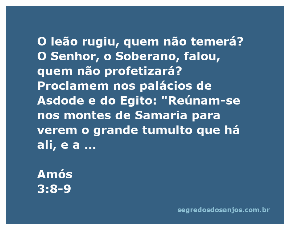 Imagem representando o versículo Amós 3:8-9, com um leão rugindo e palácios antigos ao fundo, simbolizando a convocação do Senhor para a profecia e a observação da opressão.