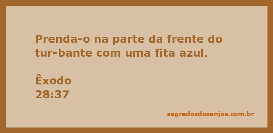 Imagem de um turbante com uma fita azul na frente, simbolizando a instrução bíblica de Êxodo 28:37.