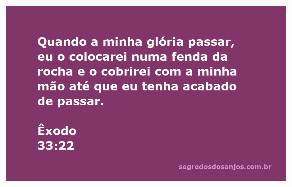 Moisés protegido por Deus na fenda da rocha durante a passagem da glória divina.