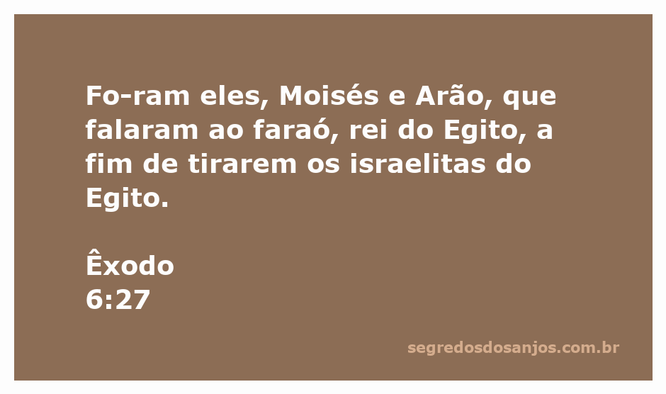 Moisés e Arão diante do faraó no Egito, representando a libertação dos israelitas.