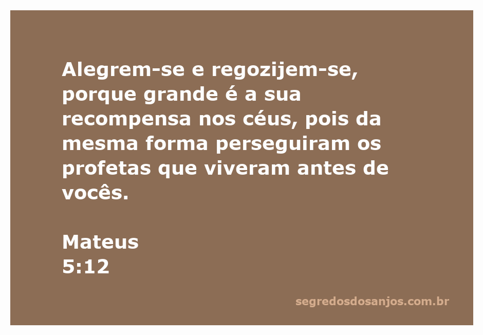 Imagem que representa a alegria e recompensa prometida por Deus, inspirada em Mateus 5:12.