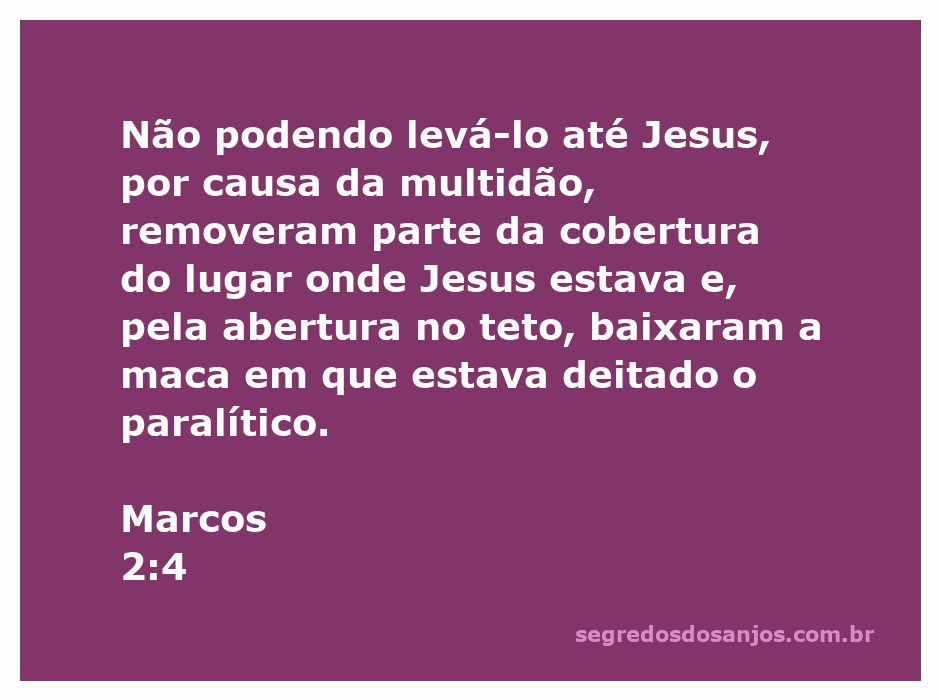Um grupo de pessoas removendo parte do teto para baixar um paralítico até Jesus.
