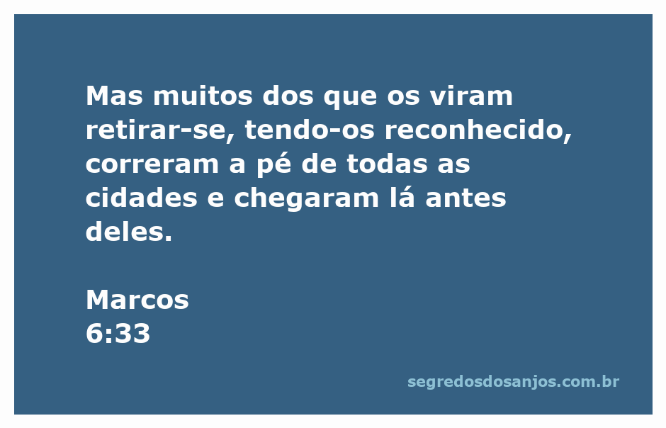 Multidão correndo para encontrar Jesus e seus discípulos, representando a busca espiritual.