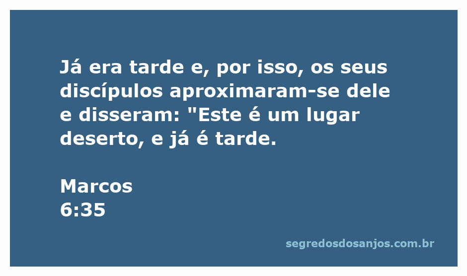 Os discípulos de Jesus discutem sobre a hora e o deserto ao redor após um dia de ensinamentos.