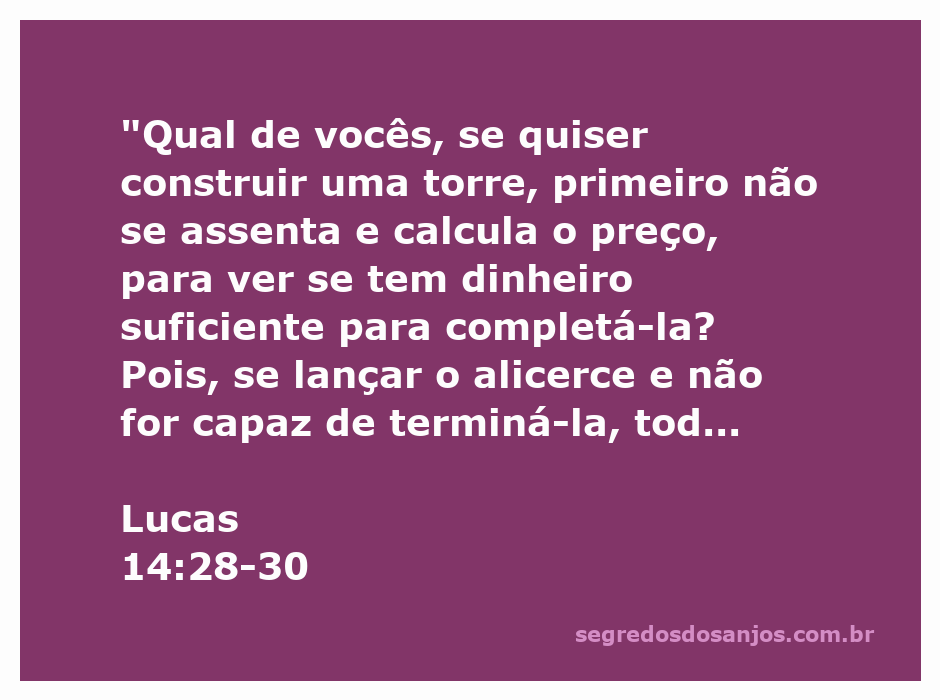 Imagem de uma torre em construção, simbolizando a importância do planejamento antes de iniciar um projeto.