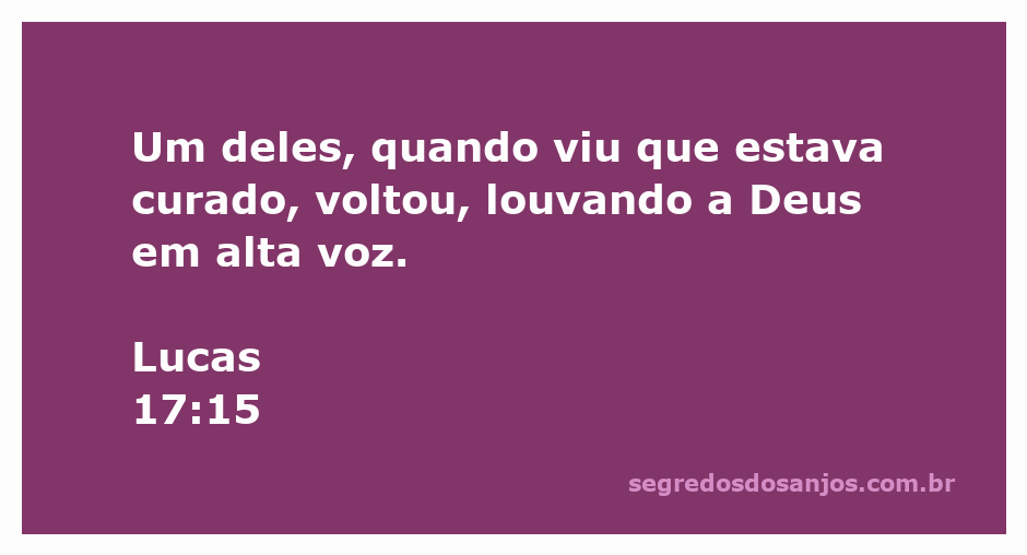 Um homem agradecendo a Deus após ser curado, simbolizando gratidão e louvor.