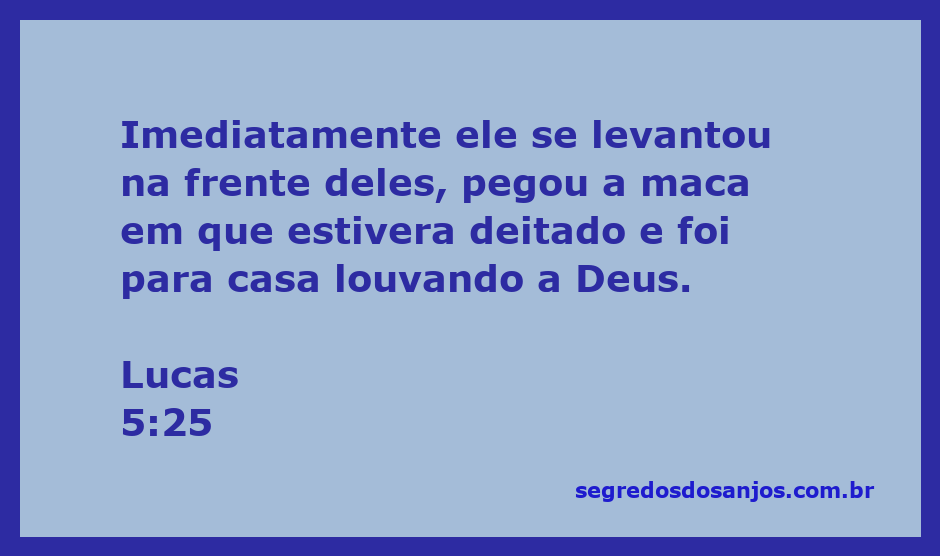 Homem curado se levantando de sua maca e louvando a Deus