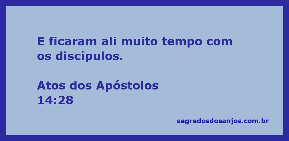 Discipulos reunidos em reflexão e aprendizado na passagem de Atos 14:28.