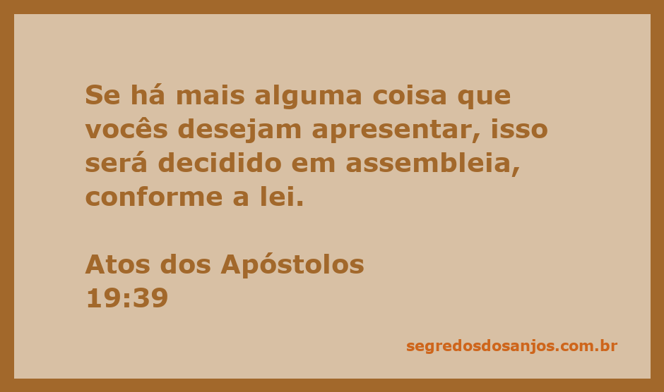 Ilustração que representa a assembleia discutindo questões legais conforme Atos 19:39.