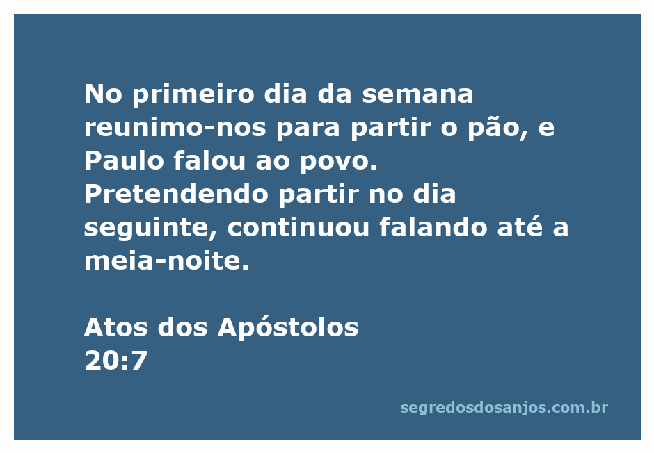 Reunião de cristãos no primeiro dia da semana para partir o pão e ouvir Paulo.