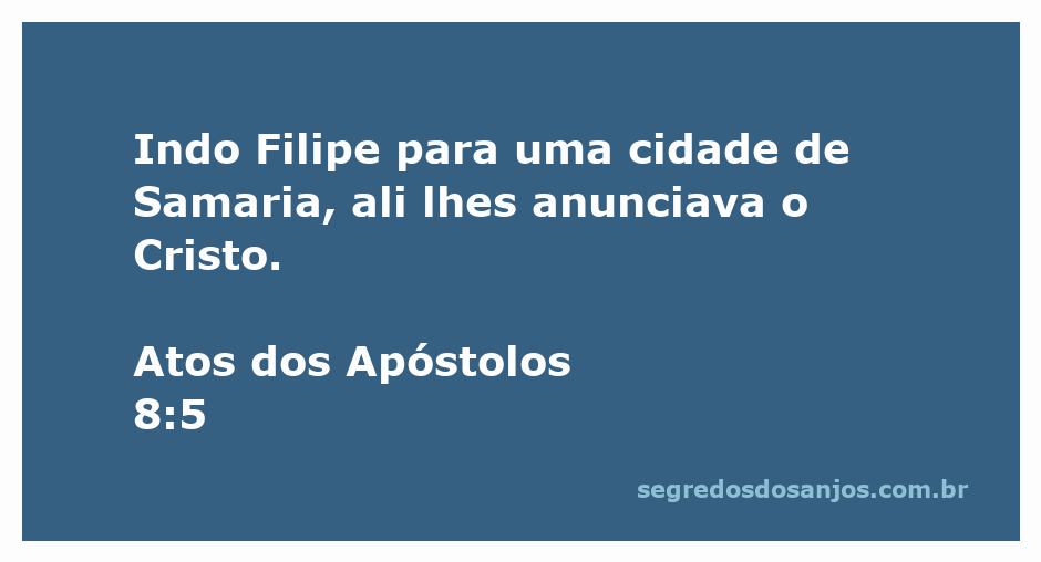 Filipe pregando sobre Cristo na cidade de Samaria, ilustrando a evangelização no Novo Testamento.