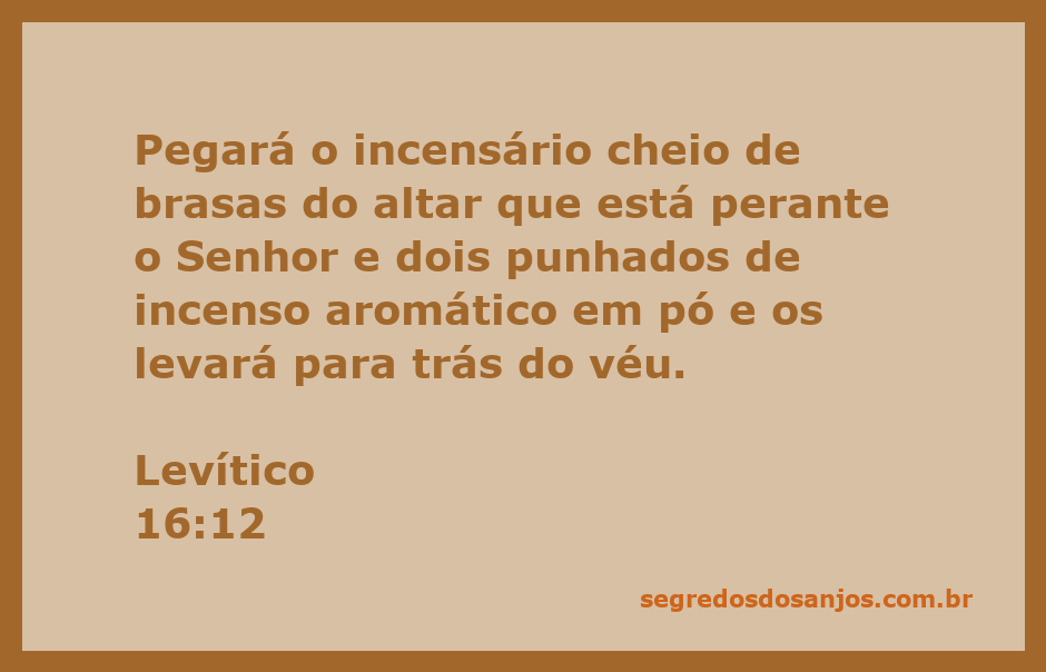 Incensário cheio de brasas e incenso aromático, simbolizando a oferta feita no altar.