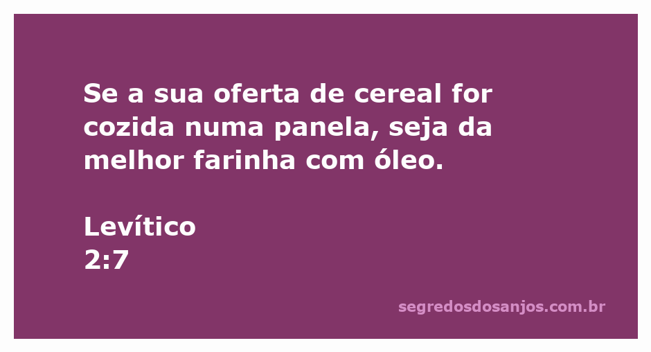 Imagem de uma oferta de cereal sendo preparada em uma panela com a melhor farinha e óleo.