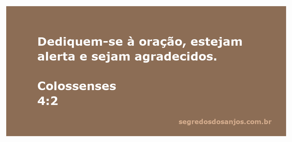 Uma imagem inspiradora de pessoas orando em grupo, simbolizando a devoção e a gratidão na prática da oração.