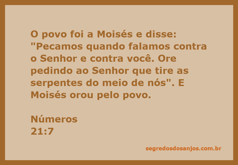 Moisés orando pelo povo de Israel enquanto eles enfrentam a praga das serpentes.