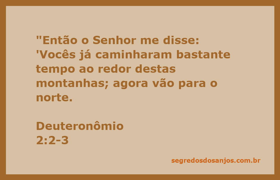 Caminho montanhoso representando a jornada do povo de Israel conforme Deuteronômio 2:2-3.